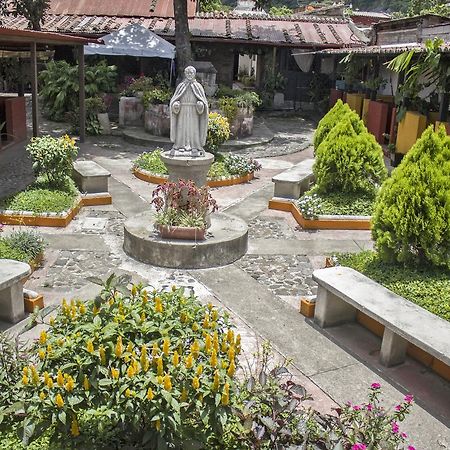 Split Hostel Antigua ภายนอก รูปภาพ