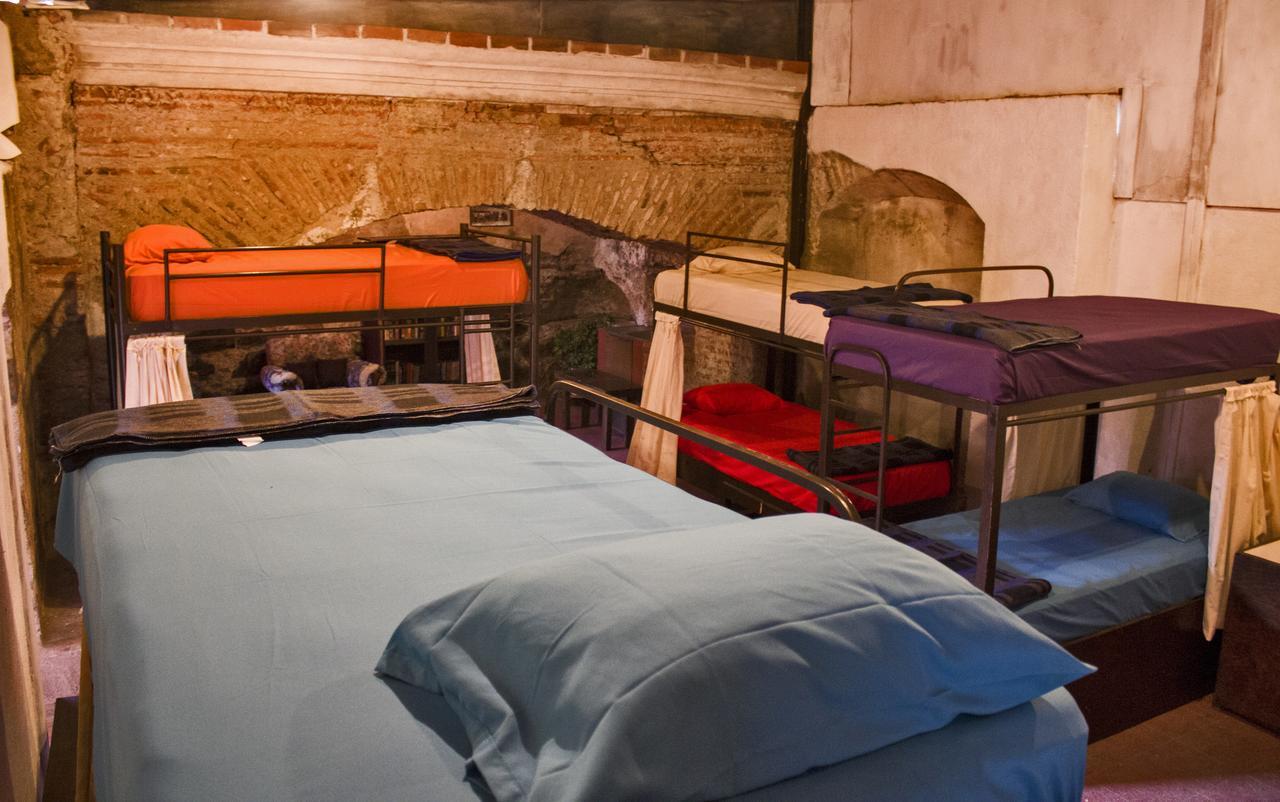Split Hostel Antigua ภายนอก รูปภาพ