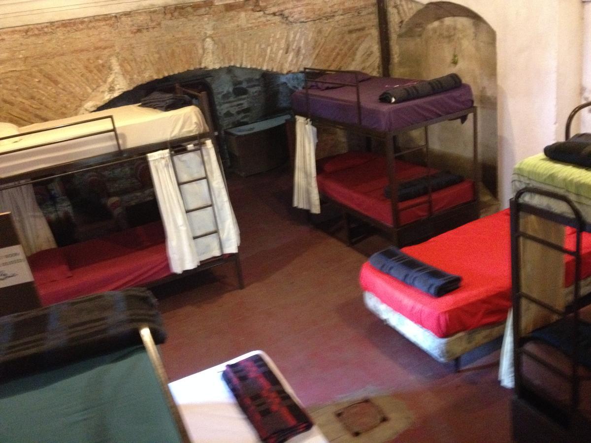 Split Hostel Antigua ภายนอก รูปภาพ