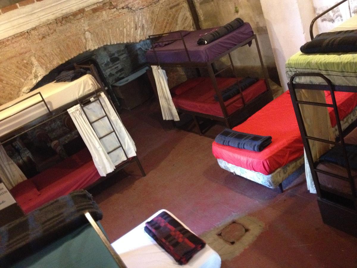 Split Hostel Antigua ภายนอก รูปภาพ