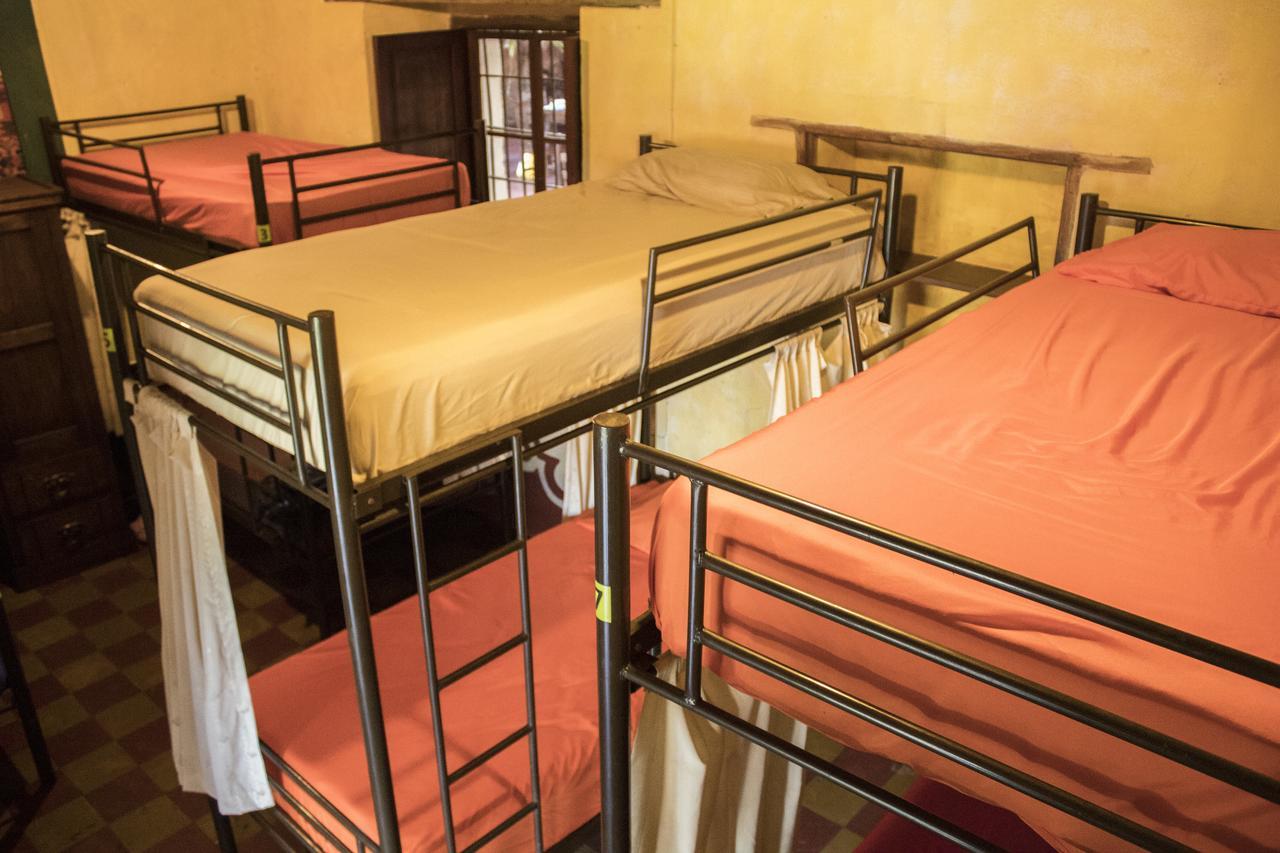 Split Hostel Antigua ภายนอก รูปภาพ