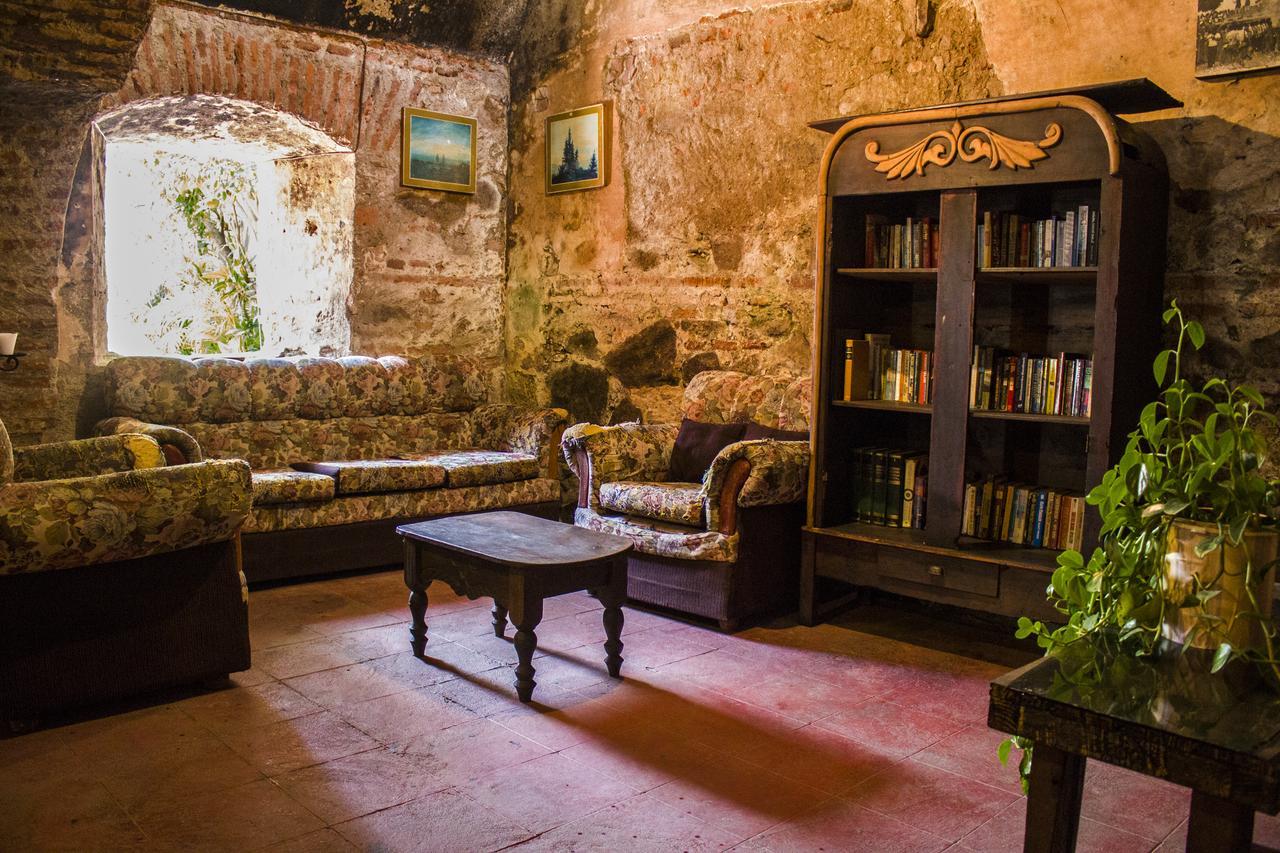 Split Hostel Antigua ภายนอก รูปภาพ